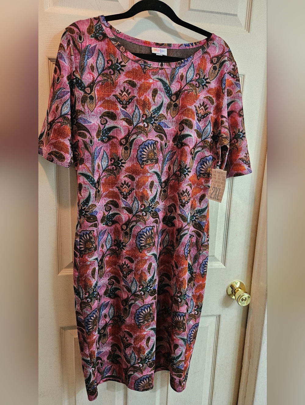NWT LuLaRoe 2XL Floral Julia Short Sleeve Knee Length Dress Comfortable Stretch